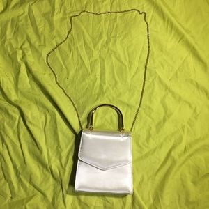 Gorgeous vintage ivory handbag